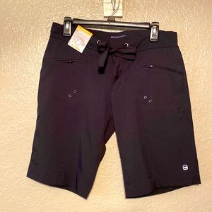 NWT FREE COUNTRY Quick Dry Bermuda Short- Black size medium (8/10)